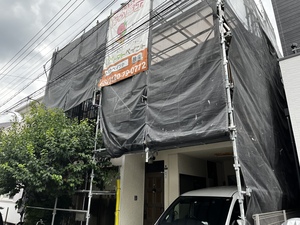 横浜市港北区新吉田東　外壁塗装を施工しています。