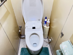 TOTO　トイレ　新モデル「ネオレスト　AS２」を塗装OB様宅で取付しました