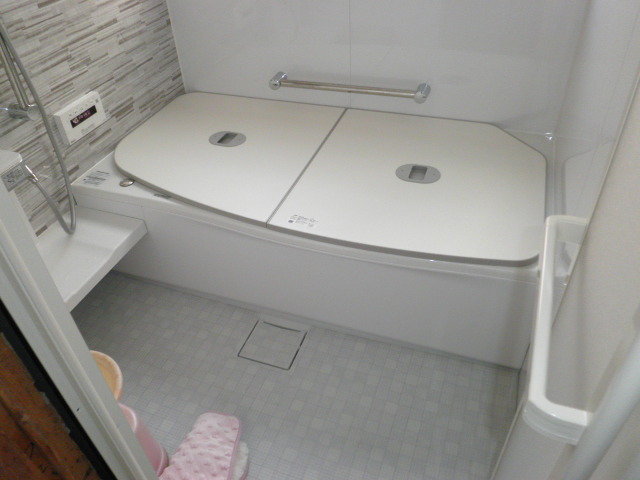 東京都調布市　在来浴室をシステムバスに変更